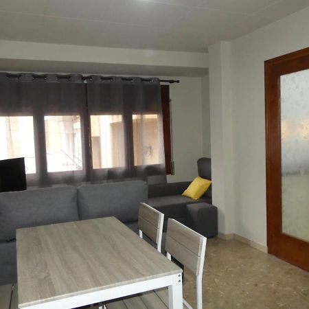 Apartament Encantador Al Centre De Vic Aptgarbi المظهر الخارجي الصورة