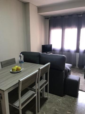 Apartament Encantador Al Centre De Vic Aptgarbi المظهر الخارجي الصورة